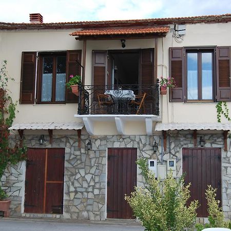 Paris & Eleni Apartment Афисос Екстериор снимка